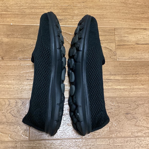 Skechers size 11 black go step goga pillars - Picture 6 of 12